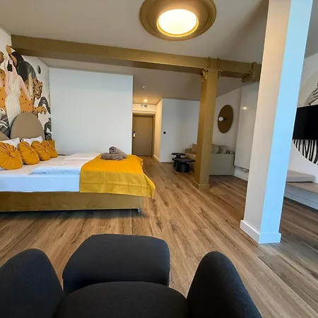 Muselet Adults Only Aparthotel